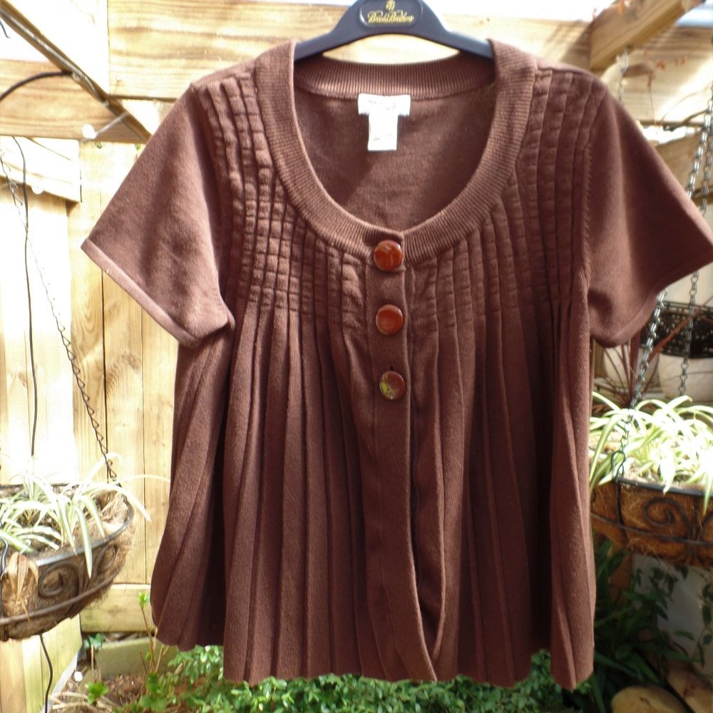 Kim Rogers brown short sleeved crop cardigan with front pleating detail